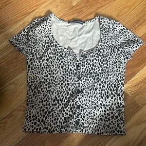 Brandy Melville crop top